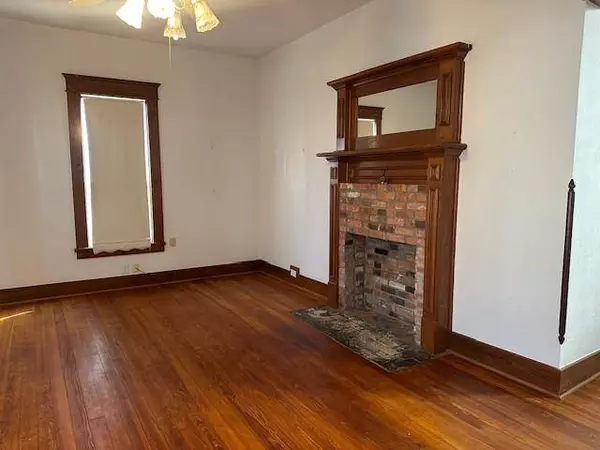 415 W Franklin, Waxahachie, TX 75165