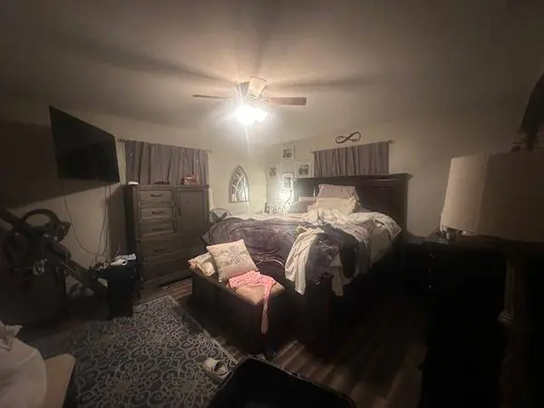 205 W Rutherford Street, Mount Vernon, TX 75457