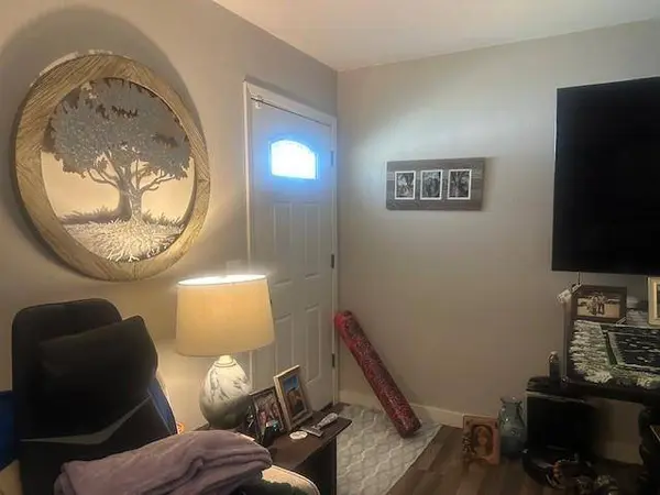 205 W Rutherford Street, Mount Vernon, TX 75457