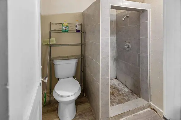 2070 N US Hwy 69, Denison, TX 75020