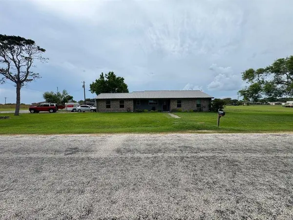 212 Golden Glow Street, Victoria, TX 77905