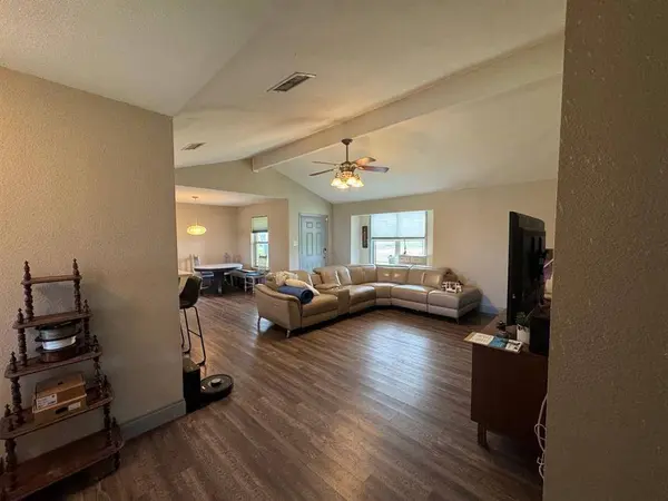 212 Golden Glow Street, Victoria, TX 77905