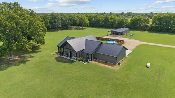 7122 Farm Road 1499, Sumner, TX 75486