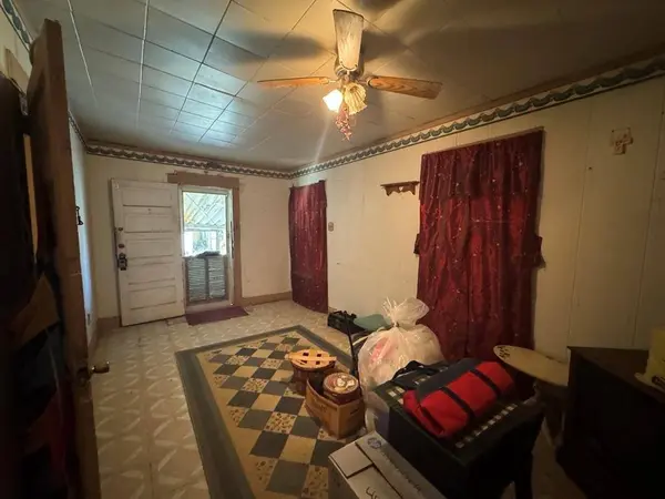 210 Oak Run, Whitney, TX 76692