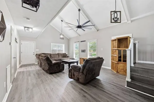 415 County Road 758, Buna, TX 77612