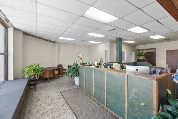 128 E Jackson ST, Hugo, OK 74743