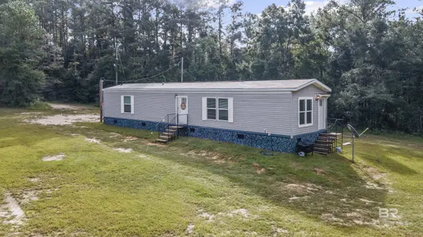 7987 Juniper Creek Drive, Wilmer, AL 36587
