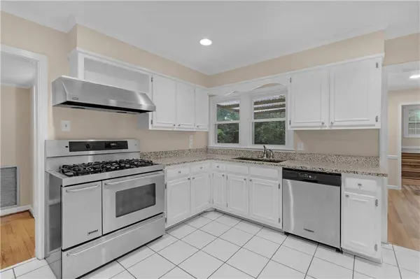 424 Byron AVE E, Mobile, AL 36609