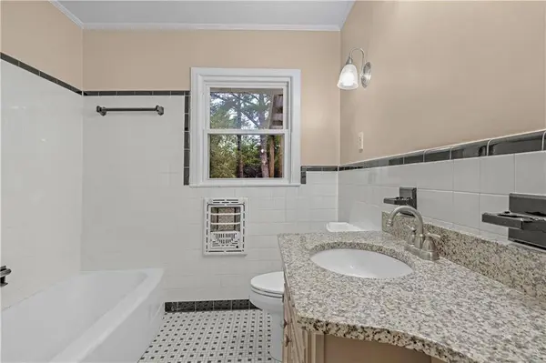 424 Byron AVE E, Mobile, AL 36609