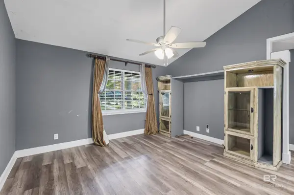 36 Ridgeview Drive, Chickasaw, AL 36611
