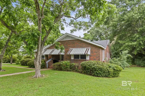 312 Sutherland Drive, Chickasaw, AL 36611