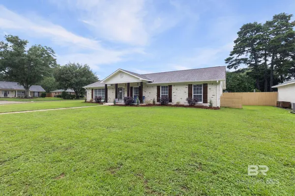 6208 S Pine Needle Drive, Mobile, AL 36609