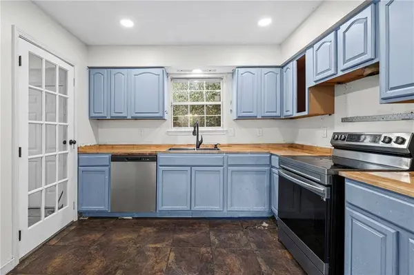 6710 William WAY E, Eight Mile, AL 36613