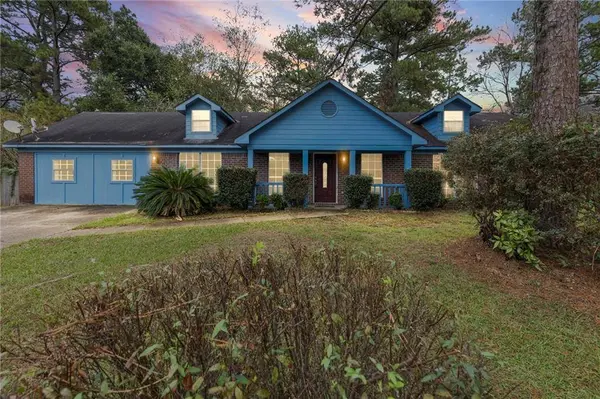 6710 William WAY E, Eight Mile, AL 36613