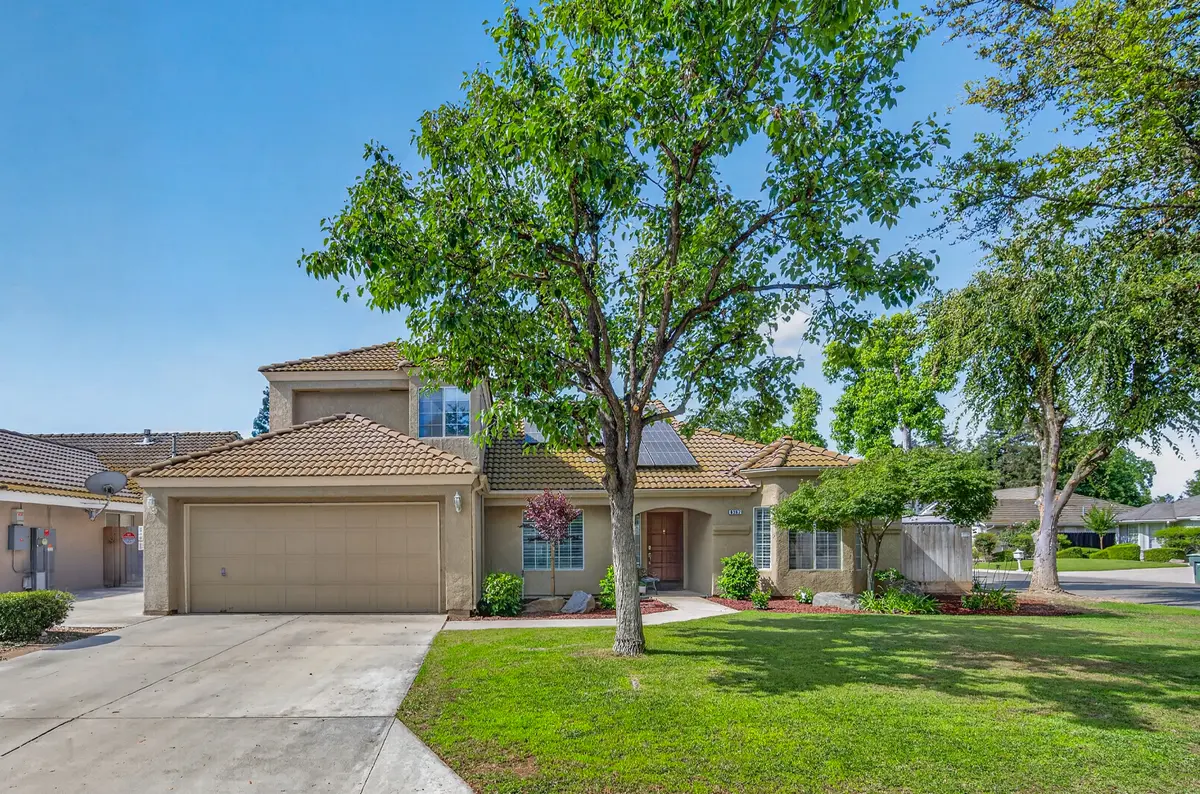 6367 N Selland Ave, Fresno, CA 93711-0875
