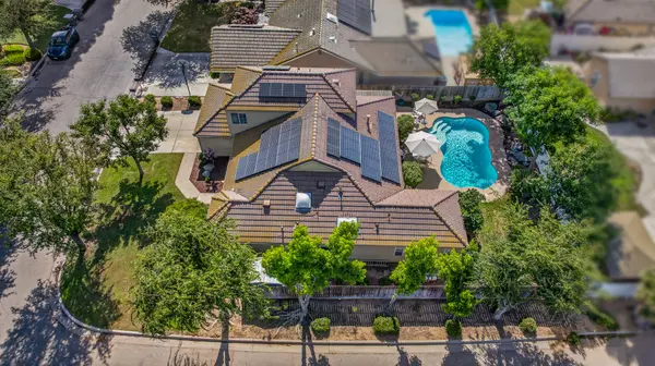 6367 N Selland Ave, Fresno, CA 93711-0875