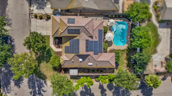 6367 N Selland Ave, Fresno, CA 93711-0875