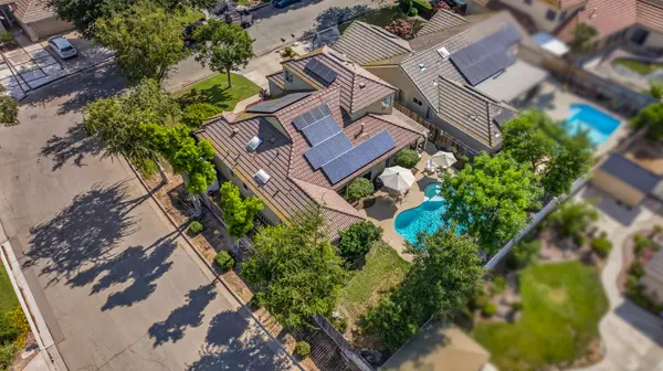 6367 N Selland Ave, Fresno, CA 93711-0875
