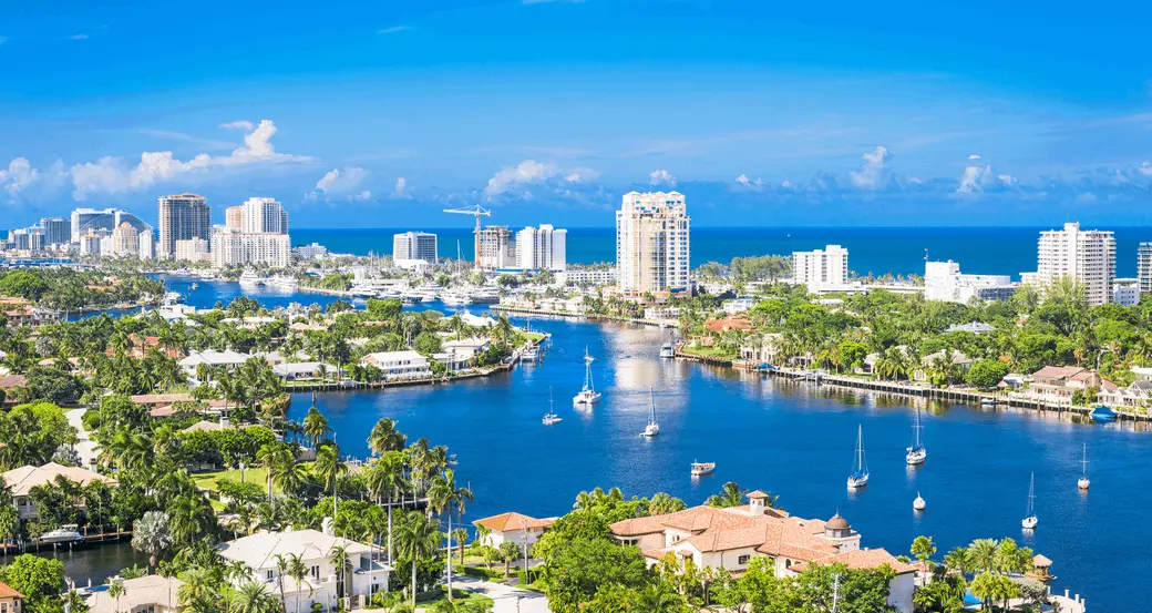 Why Waterfront Real Estate Continues to Attract Investors in Florida