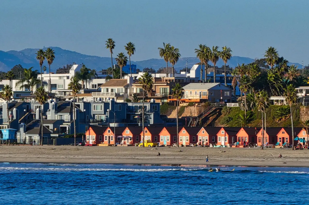 Oceanside_SW01_(cropped)