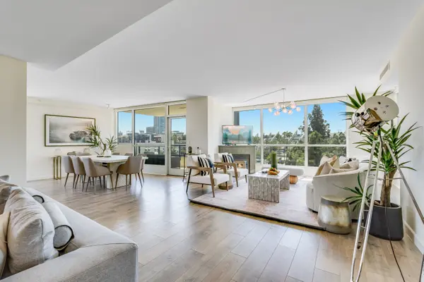 510 1st Ave #402, San Diego, CA 92101-6765