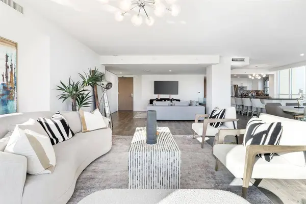 510 1st Ave #402, San Diego, CA 92101