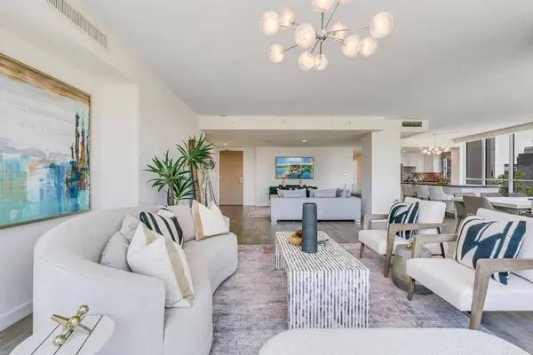 510 1st Ave #402, San Diego, CA 92101