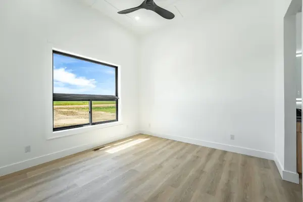 49 Dorval Ln, Nashua, MT 59248