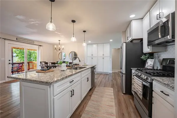 1706 Lake Hills DR, Billings, MT 59105
