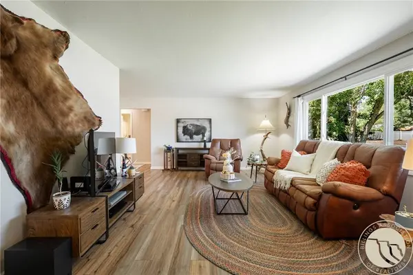 1706 Lake Hills DR, Billings, MT 59105