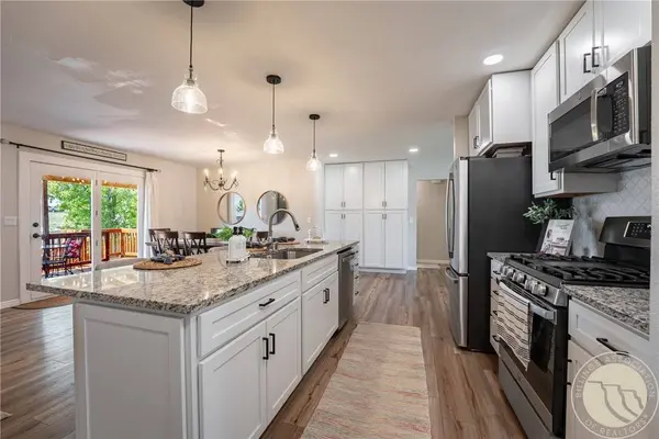 1706 Lake Hills DR, Billings, MT 59105