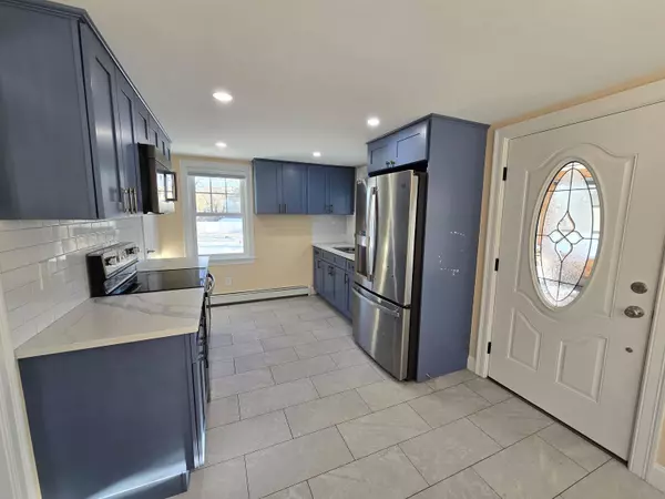 107 Beech Ridge RD, York, ME 03909