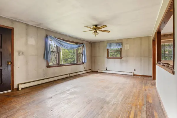 792 Limerick RD, Arundel, ME 04046