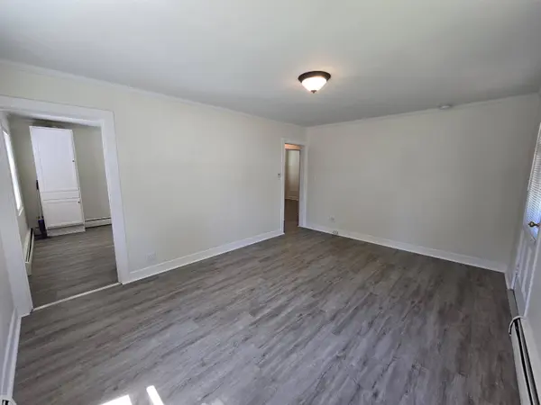 30 Halstead ST, Kittery, ME 03904