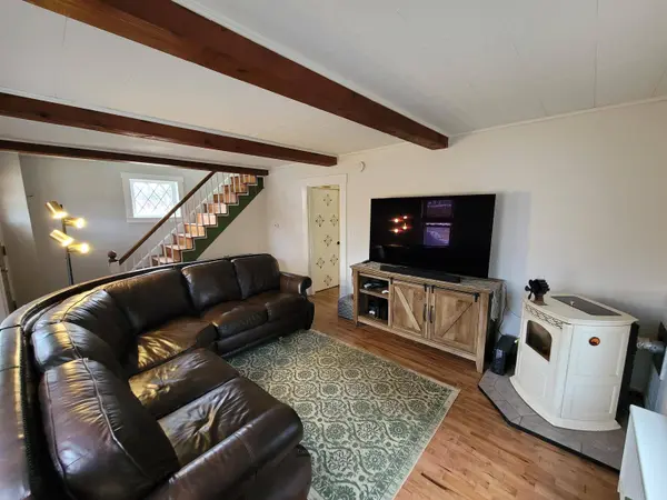 21 Willey ST, Rollinsford, NH 03869