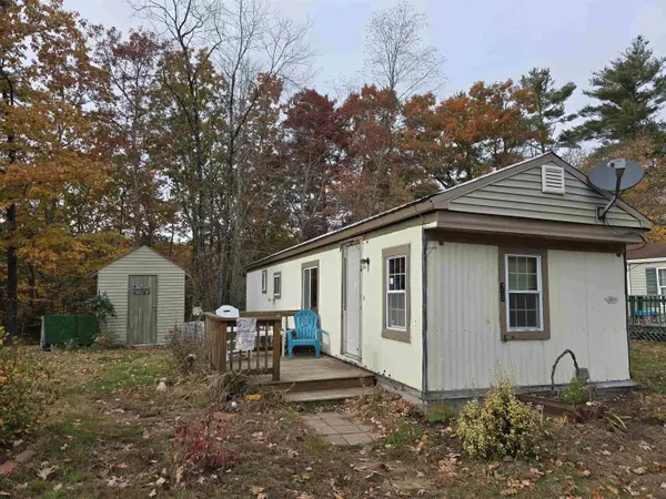 70 Roberts RD, Barrington, NH 03825