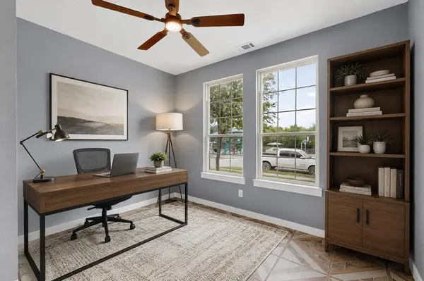 800 Oak Creek Drive, Hutchins, TX 75141