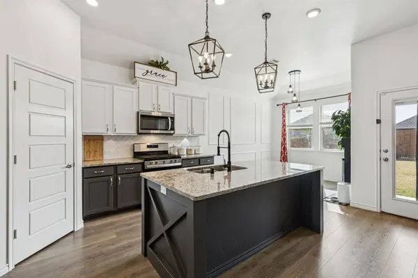 3005 Lampasas Lane, Little Elm, TX 75068