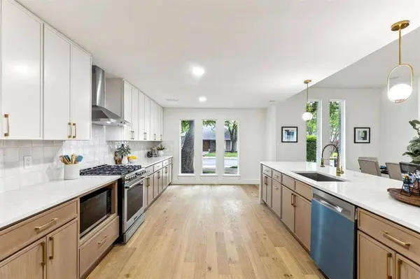 9219 Windy Crest Drive, Dallas, TX 75243