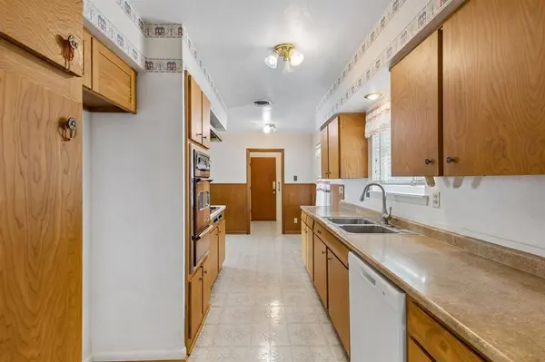 2109 Patricia Lane, Garland, TX 75041