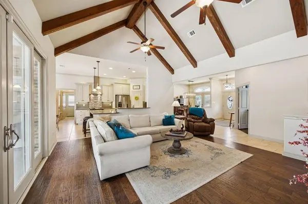 101 Beacon Court, Kemp, TX 75143