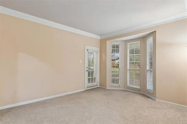 295 Stone Ridge Drive, Sunnyvale, TX 75182
