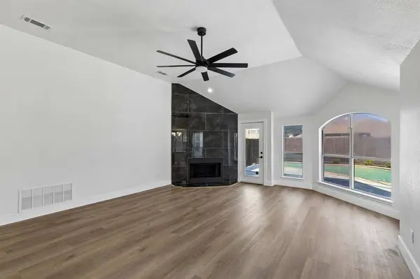 305 Droinwich Circle, Allen, TX 75002