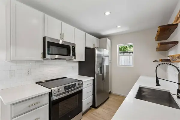10357 Baronne Circle, Dallas, TX 75218