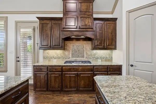 6814 Springwood Lane, Garland, TX 75044