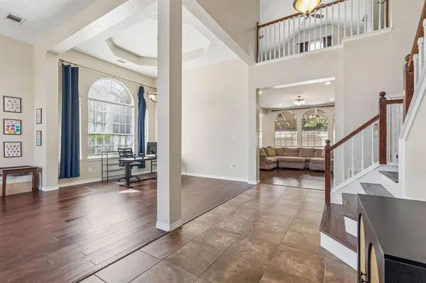 8710 Creekside Drive, Rowlett, TX 75089