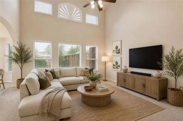295 Stone Ridge Drive, Sunnyvale, TX 75182