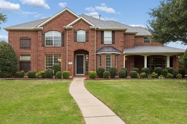 295 Stone Ridge Drive, Sunnyvale, TX 75182