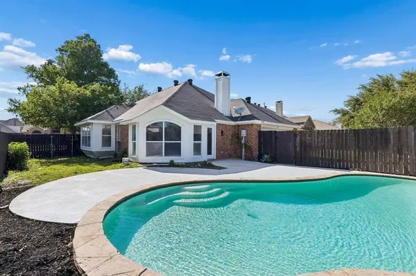 305 Droinwich Circle, Allen, TX 75002