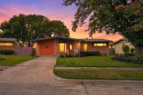 2251 Myrtlewood Drive